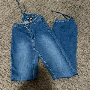 Elephant flare booty jeans